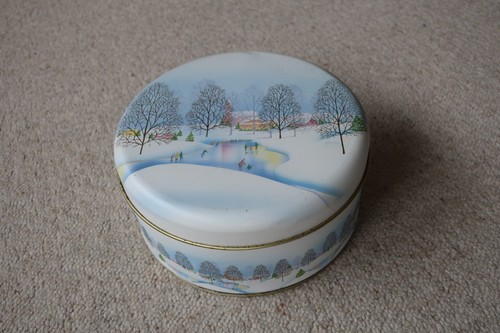 Blechdose winterlandschaft - blechdose,